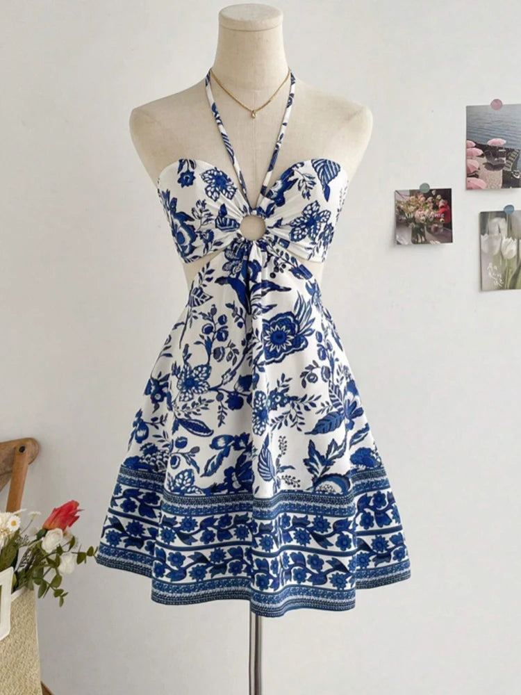 Floral Halter Neck Dress – Romantic A-Line Vacation Style