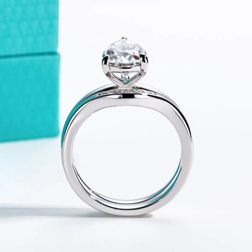 3ct Pear Cut D-Color Moissanite Bridal Ring Set - 925 Sterling Silver