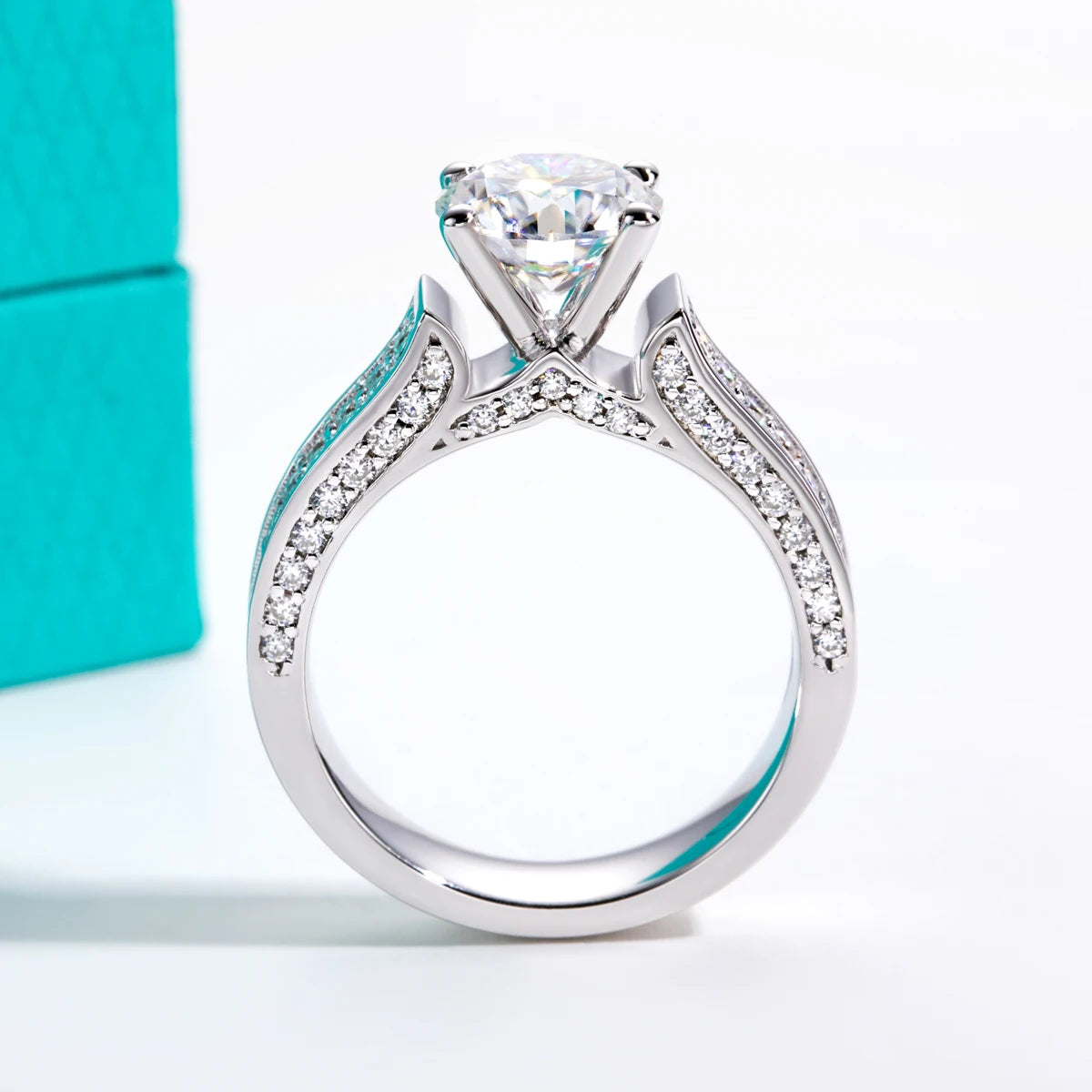 2ct Round Cut D-Color Moissanite Engagement Ring - 925 Sterling Silver