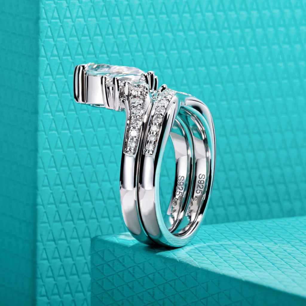 3.78ct Pear Cut D-Color Moissanite Bridal Ring Set - 925 Sterling Silver