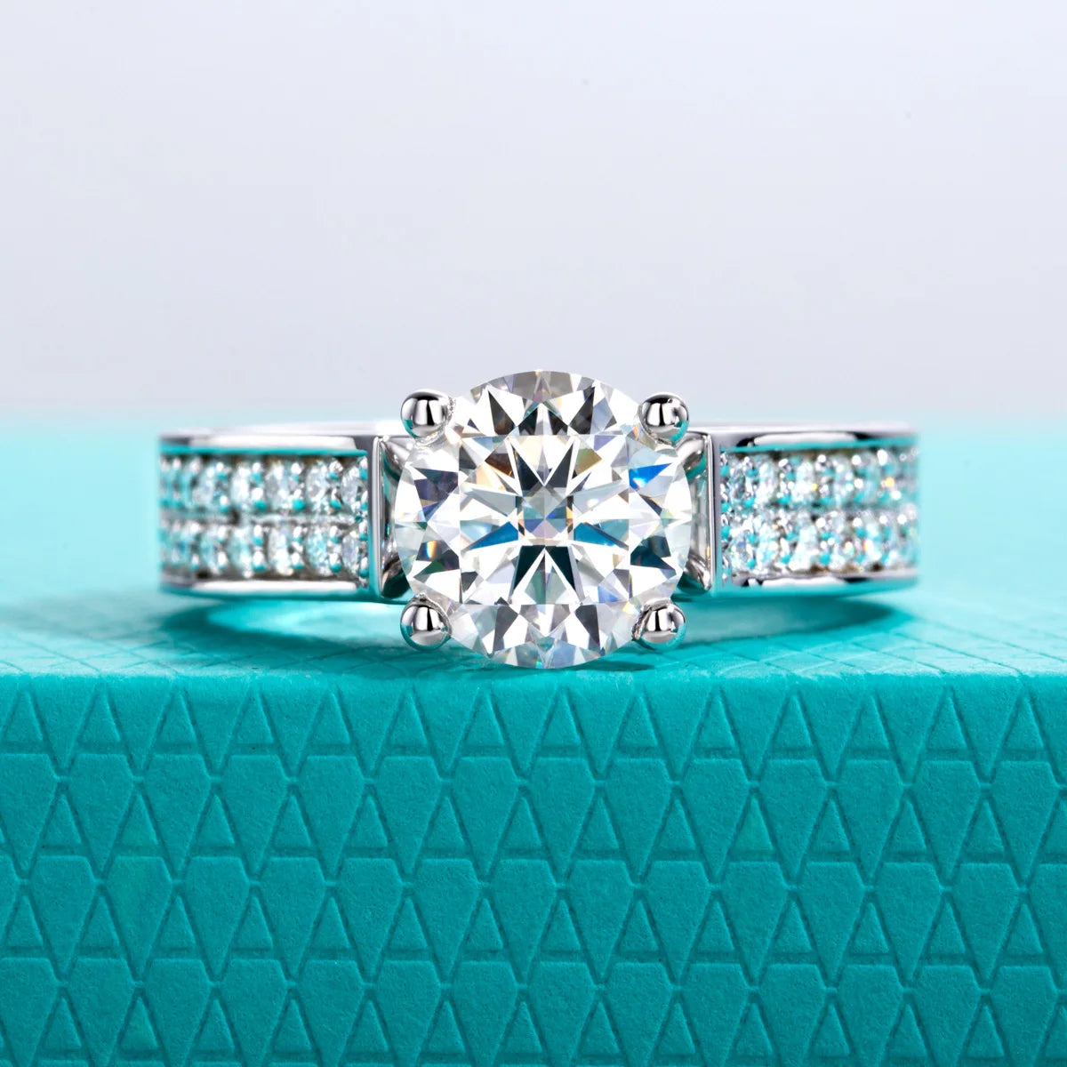 2ct Round Cut D-Color Moissanite Engagement Ring - 925 Sterling Silver