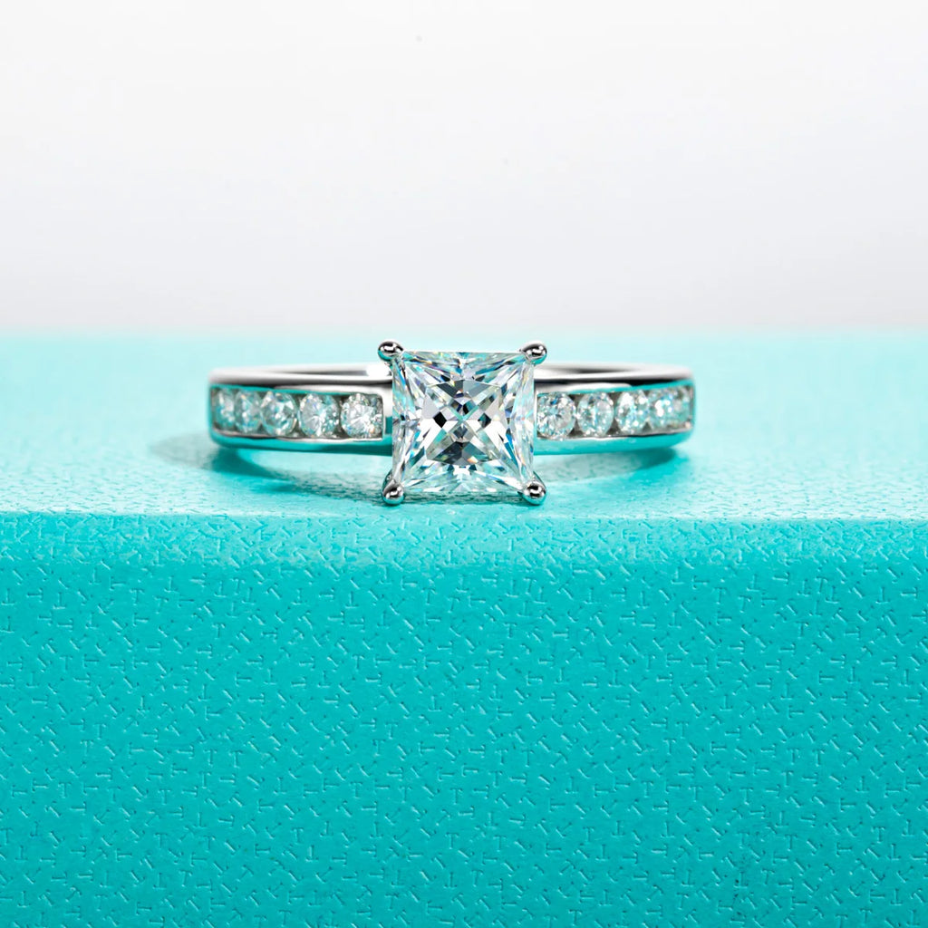 1ct D-Color Moissanite Engagement Ring - Princess or Round Cut - 925 Sterling Silver