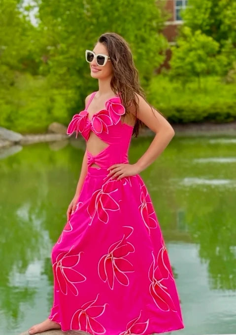 3D Flower Neck Swimsuit - Elegant Beachwear