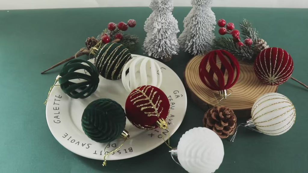 Velvet Christmas Balls – 12-Piece Ornament Set (6 cm)