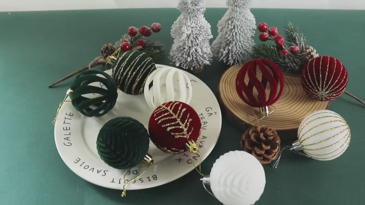 Velvet Christmas Balls – 12-Piece Ornament Set (6 cm)